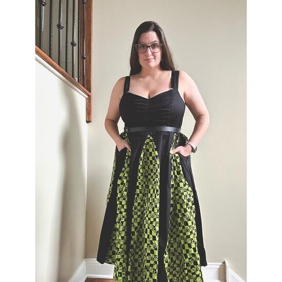 Torrid Beetlejuice Mini Sweetheart Godet Skater Dress Size 1X Plus - Picture 1 of 9